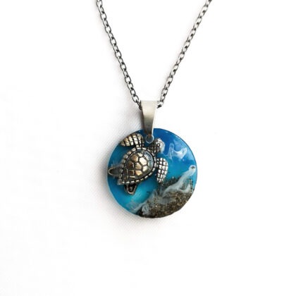 Naszyjnik żółw w morzu