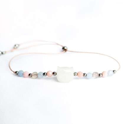 Bransoletka biały kot kamienie naturalne