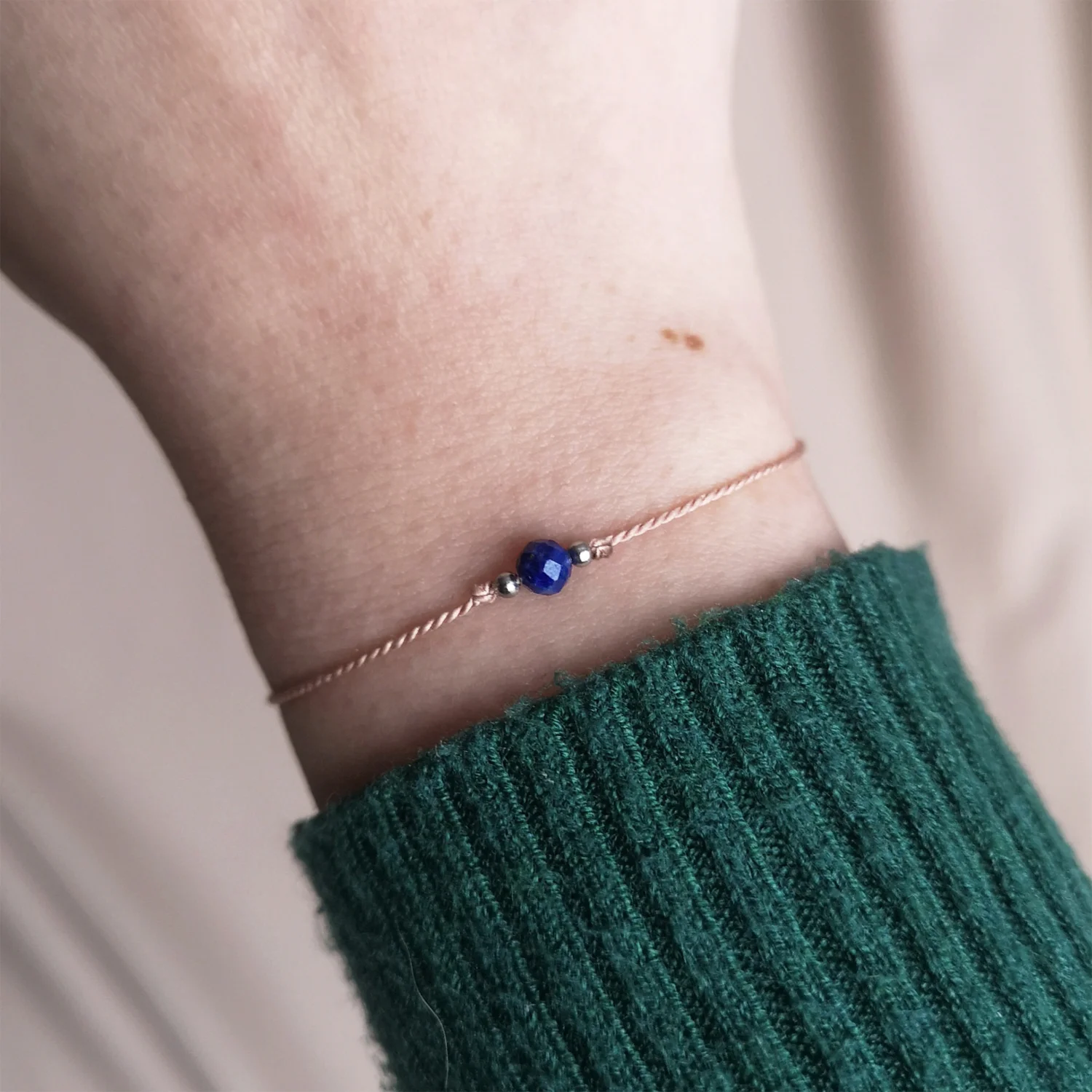 Bransoletka szczęścia z kamieniem naturalnym lapis lazuli - obrazek 4