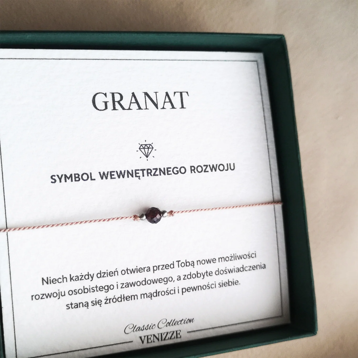 Bransoletka szczęścia z kamieniem naturalnym granat - obrazek 6